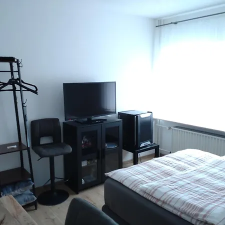 Privathaus - Zimmer & Bad - Naehe Montabaur Privat bolig *