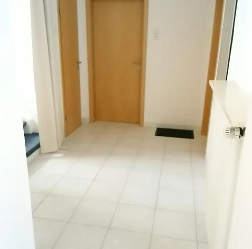 Privatunterkunft Jochen's Haus - Rooms, Wifi, Tv