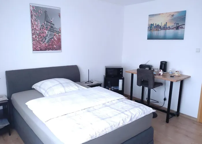 Jochen's Haus - Rooms, Wifi, Tv Siershahn