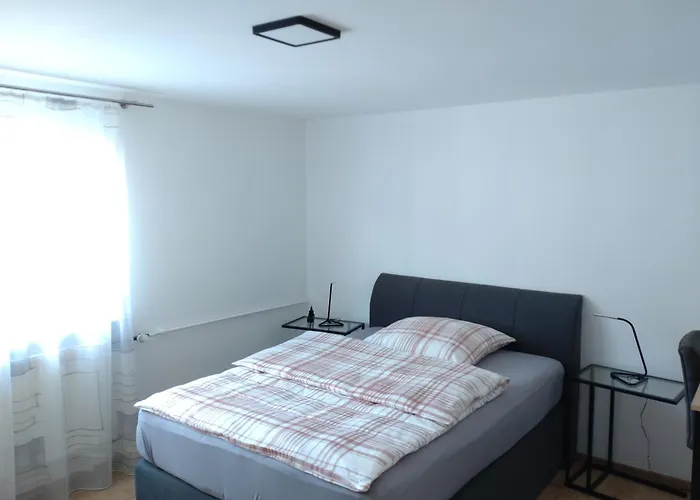 Privatunterkunft Jochen's Haus - Rooms, Wifi, Tv Siershahn